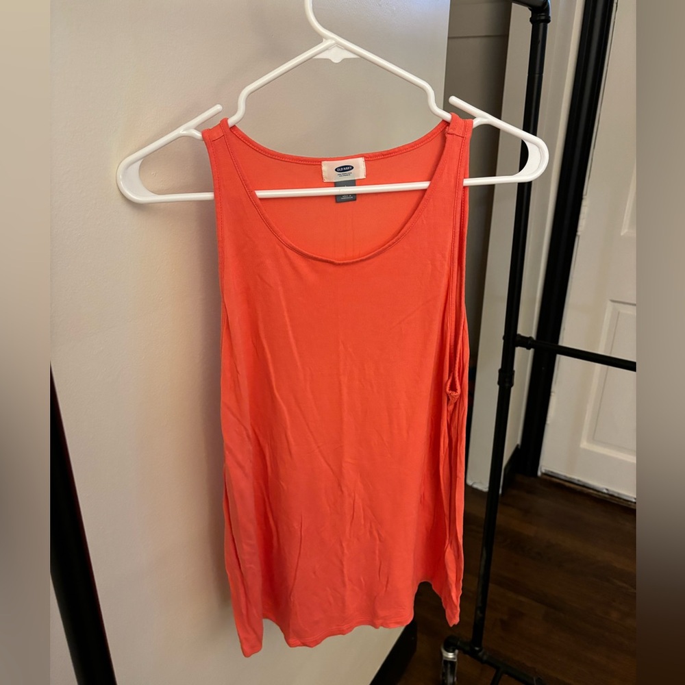Coral colored Old Navy tank
